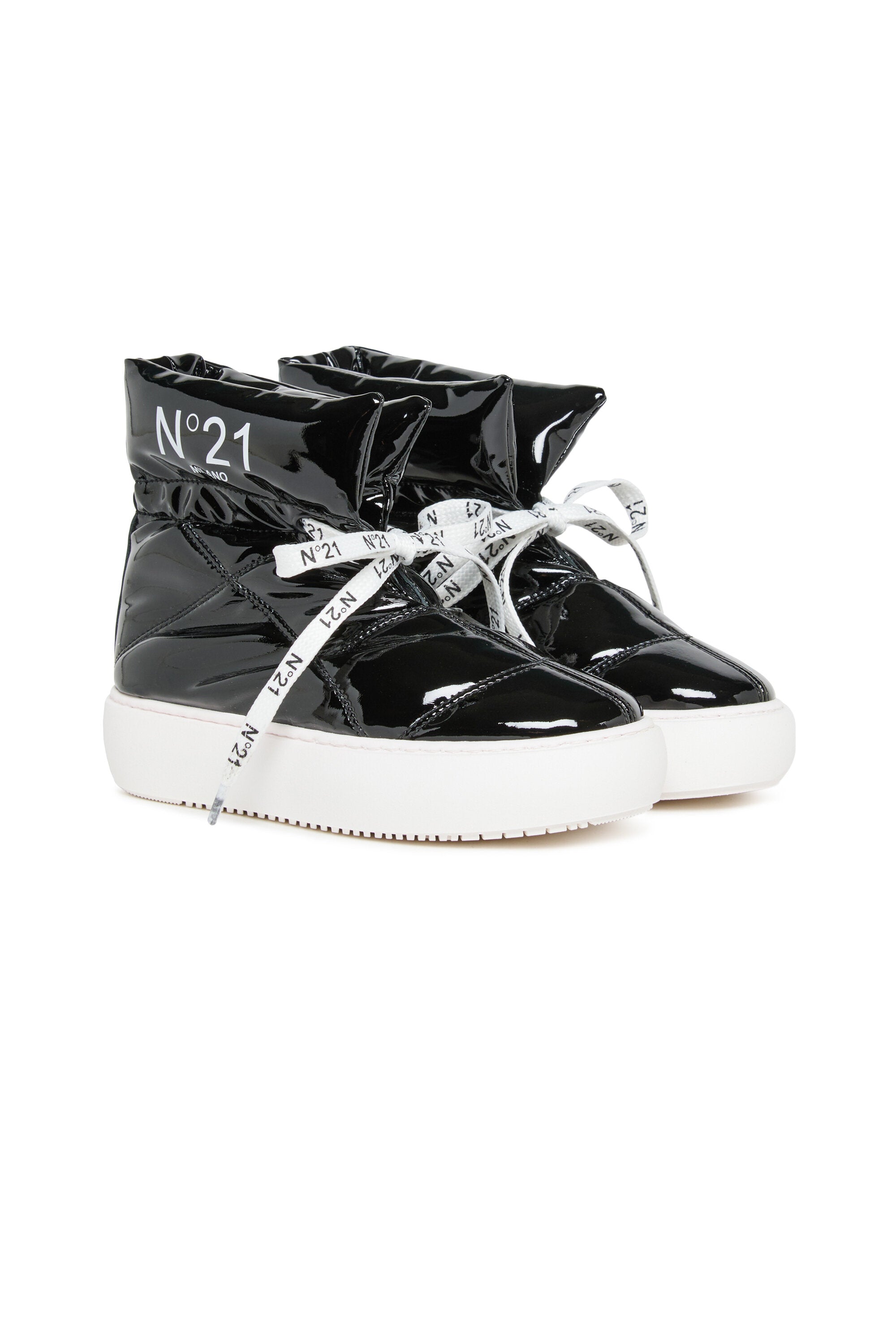 ロゴ入りパッド入りスノーブーツ