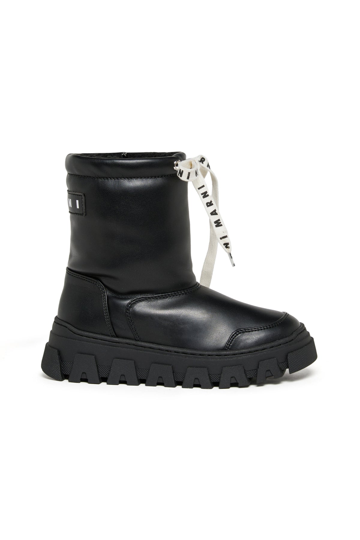 Snow boots with teddy interior