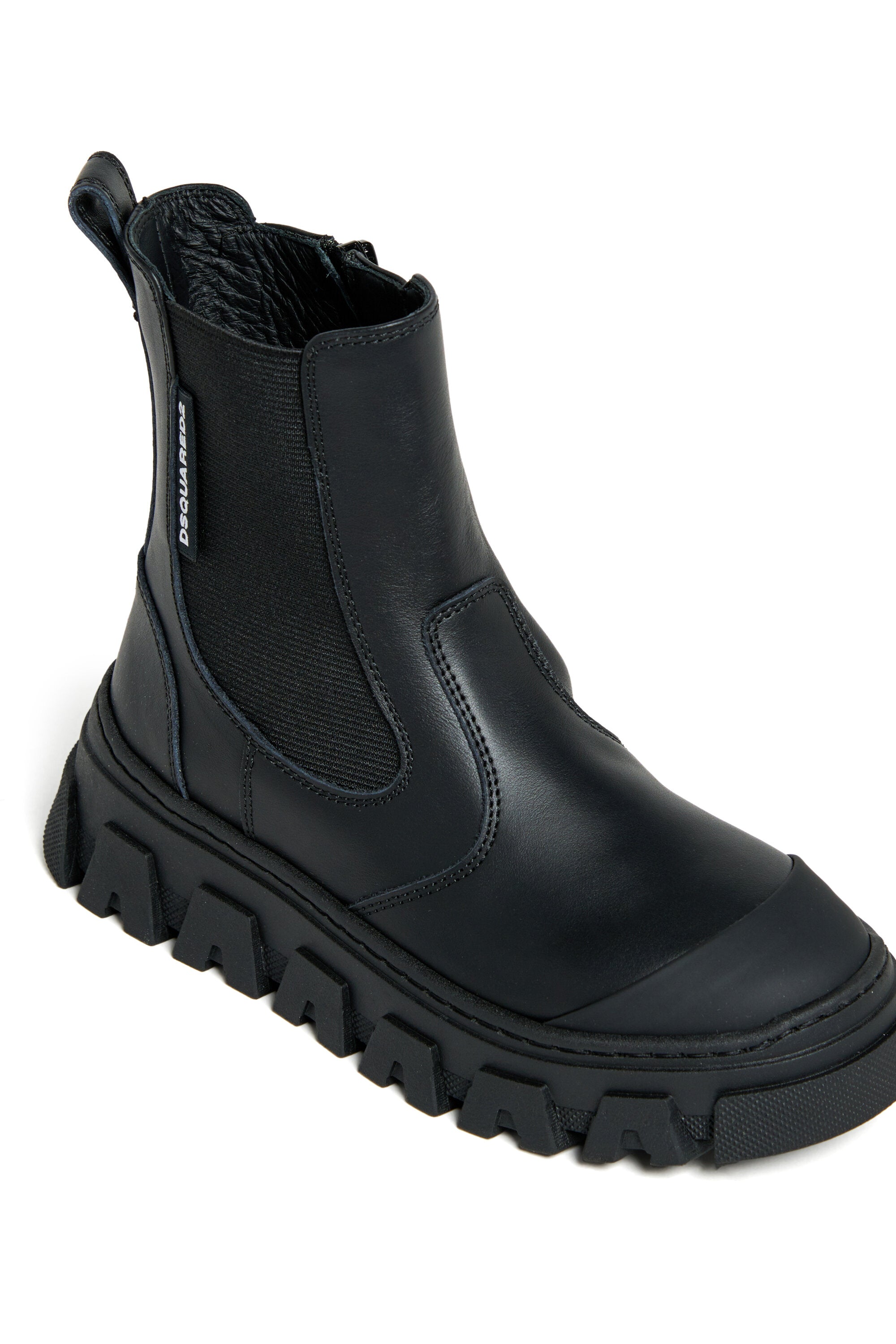 サイドゴムのチェルシーブーツ