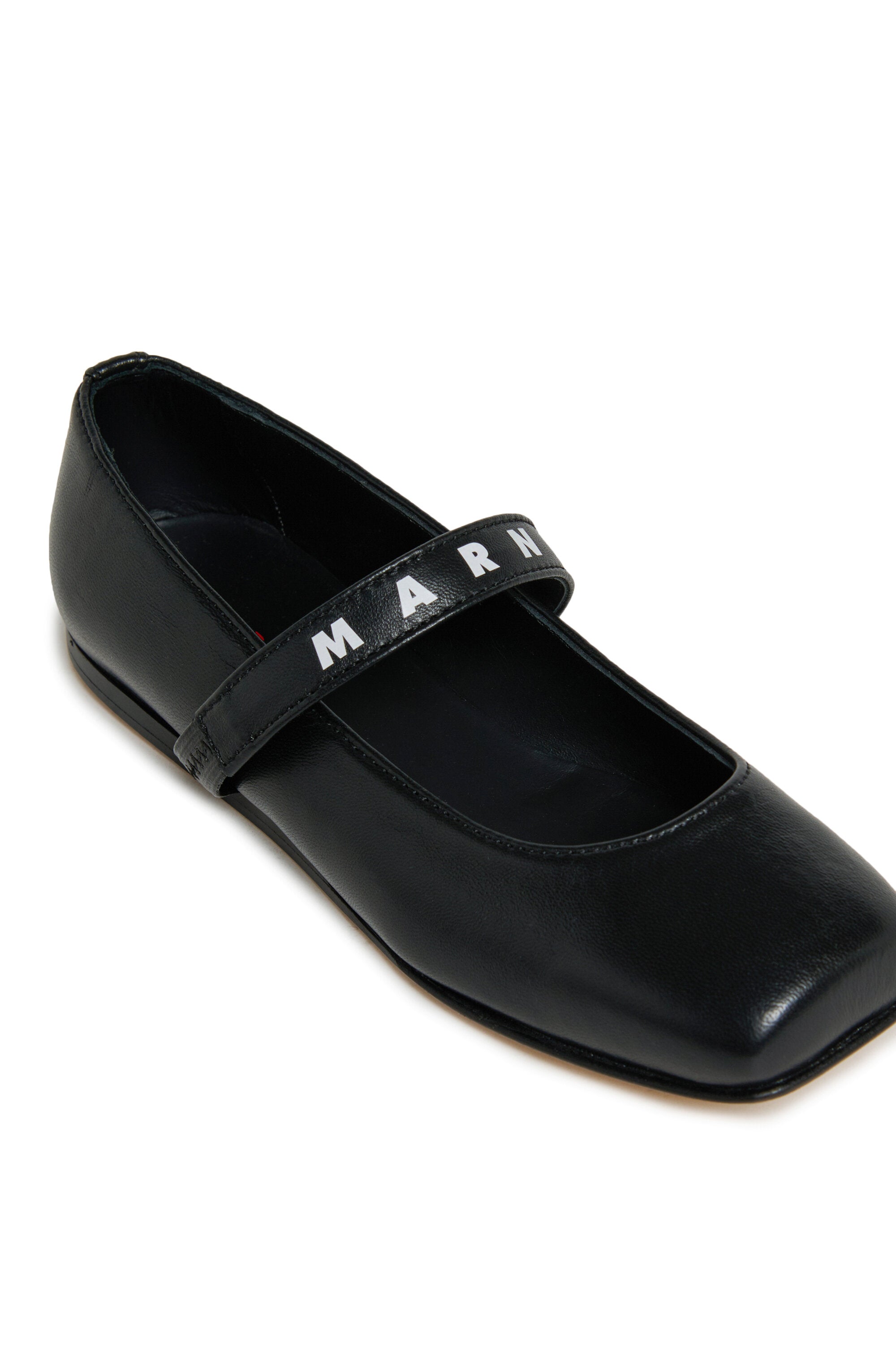 ストラップ付きロゴ入りバレリーナ